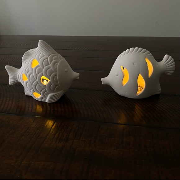 Set of 2 Light-up Ceramic Fish for Nautical Decor Customizable/ Paintable - Picture 3 of 13